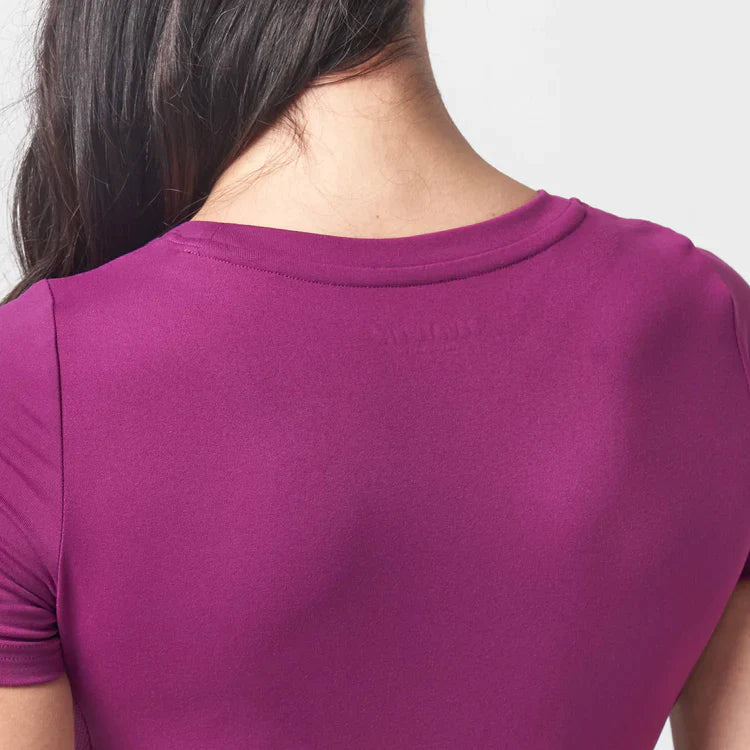 SQUATWOLF Women Essential Cropped Tee