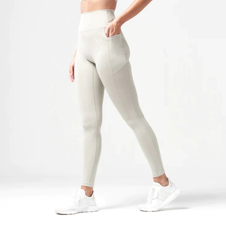 SQUATWOLF Women Essential High Waisted Legging